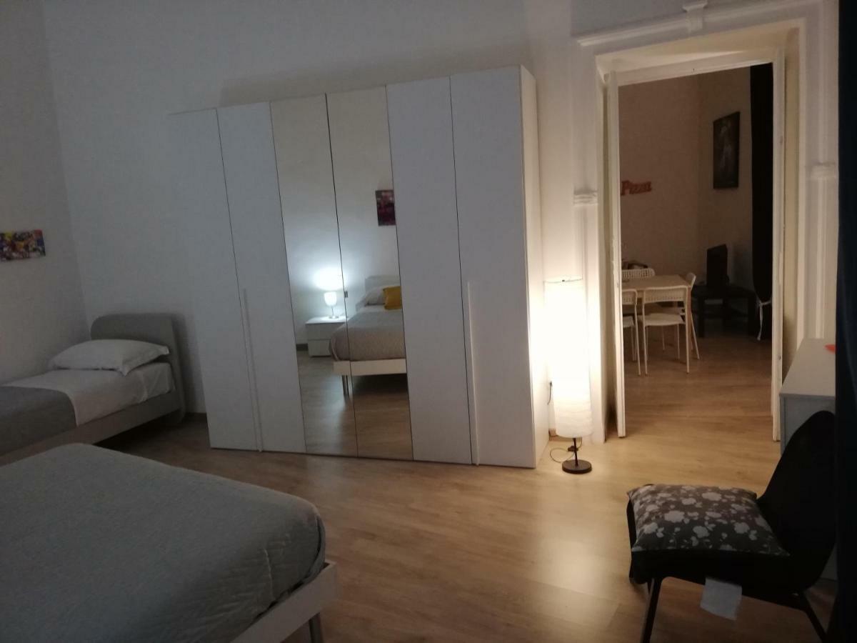 La Piazzetta Napels